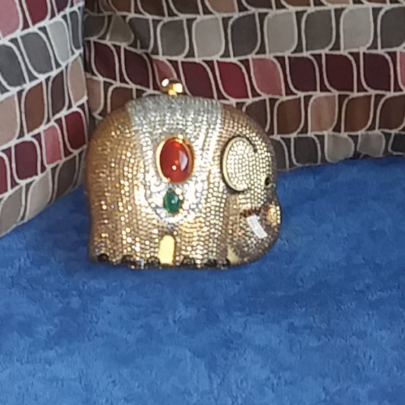 Handbag - Picture 2 of 3